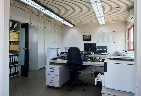 026_Verwaltung Büro 1 Total.jpg