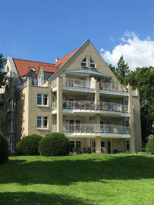 Rückwärte Ansicht im Sommer