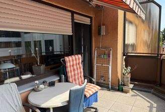 geräumiger Balkon.jpg