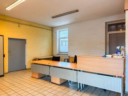 Werkstatt Eingangsbereich/Büro