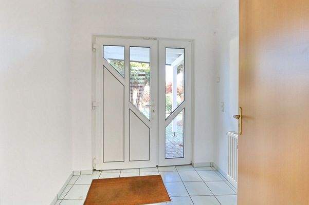 Eingang mit Windfang