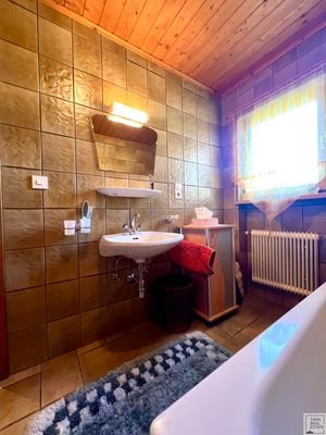 Badezimmer EG