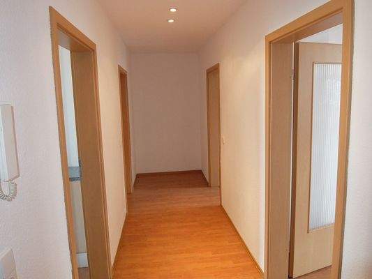 Flur mit Deckenspots