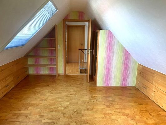 9 Kinderzimmer DG1.jpg