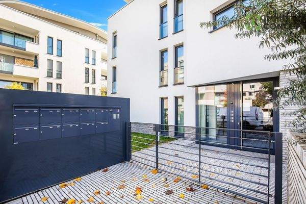 repräsentativer Eingang