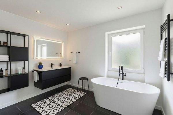 Badezimmer OG - (KI generiert)