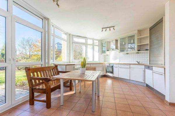 Geräumige Küche - Angebote für eine neue Küche liegt vor!