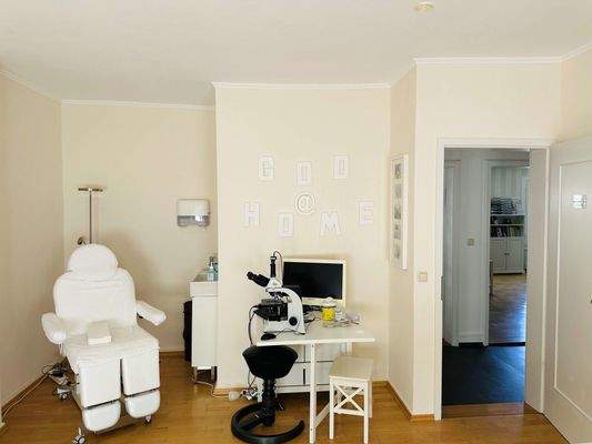 2. Behandlungsraum 2.OG VH