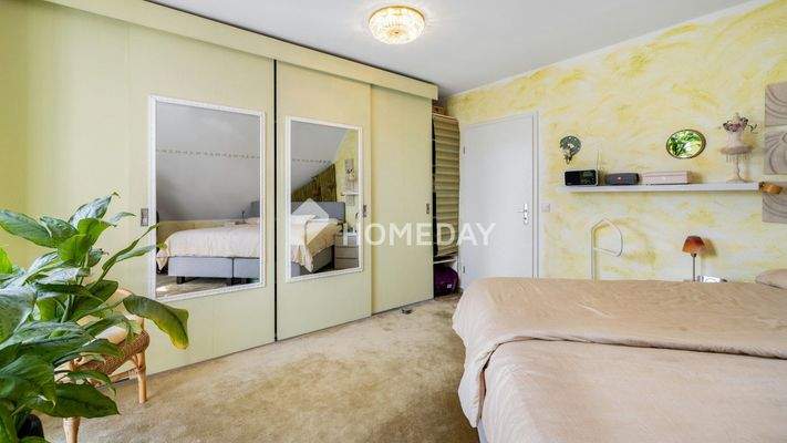 1. OG Schlafzimmer 2