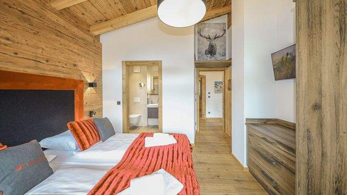 KITZIMMO-Exklusives Nationalpark Chalet in sonniger Ruhelage - Immobilien Neukirchen.