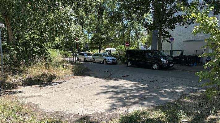 Blick auf die Strasse