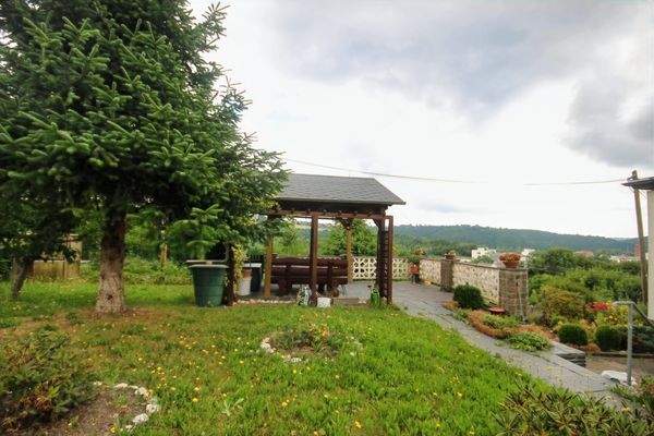 Blick aus dem Garten