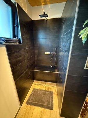 Ebenerdige Dusche EG