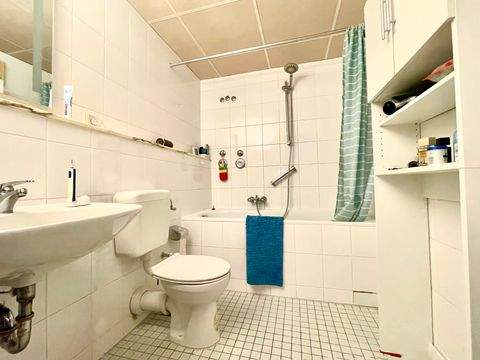 Bad mit Wanne
