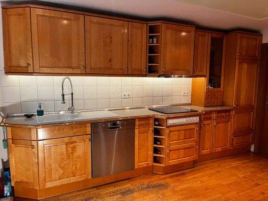 Landhausküche massiv