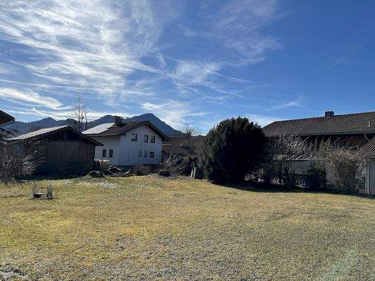 Blick in Richtung Süden über das Grundstück