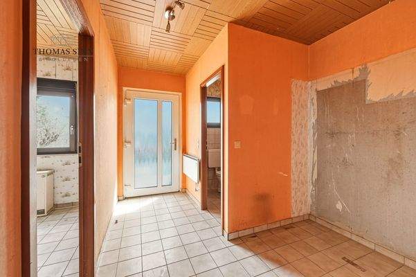 EG: Diele mit Garderobennische