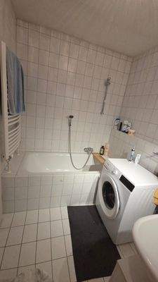Badezimmer_Wanne