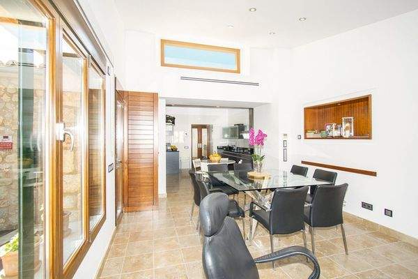 Casa-de-pueblo-en-Caimari