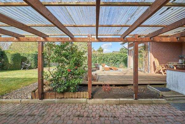 ÜberdachteSchuppenfläche