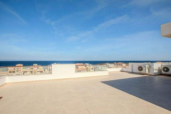 Sea-View-Villa-in-Hurghada  (3).jpeg