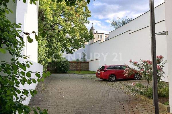 Stellplätze im Innenhof