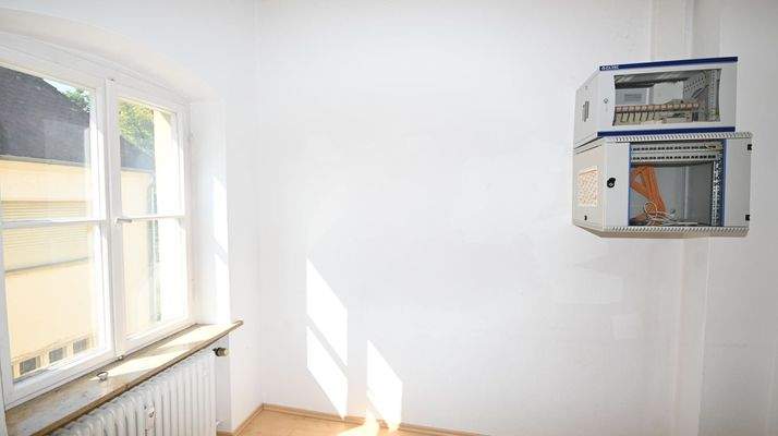 Platz für Netzwerkverkabelung