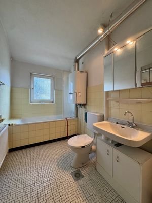Badezimmer OG Vorderhaus
