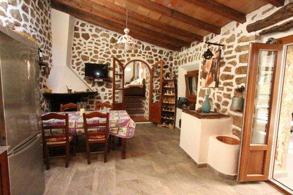 Rustikales Anwesen mit Pool zum Verkauf in den Bergen von Soller, Mallorca