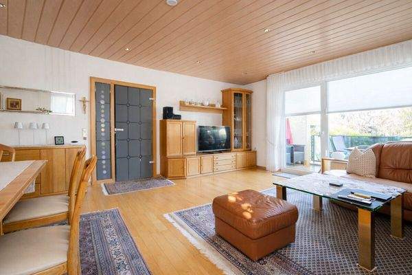 Großzügiger Wohn-/Essbereich