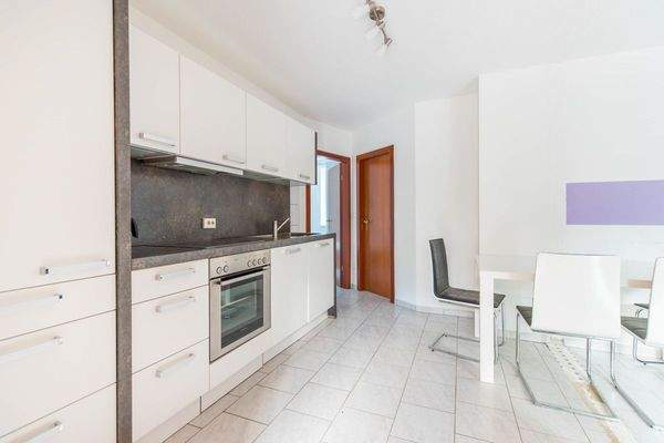 Küche mit Essplatz - 2. Wohnung