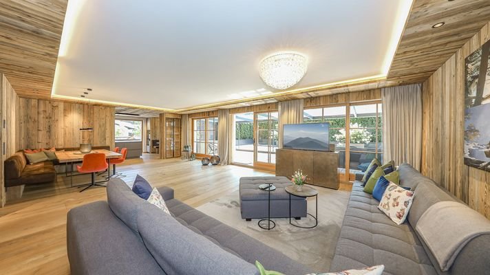 KITZIMMO-Luxuswohnung mit Pool in zentraler Toplage - Immobilien Kitzbühel.