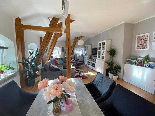 Breite Str.12 DG Wohnen