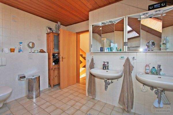 Fröndenberg_ Gepflegtes Haus i