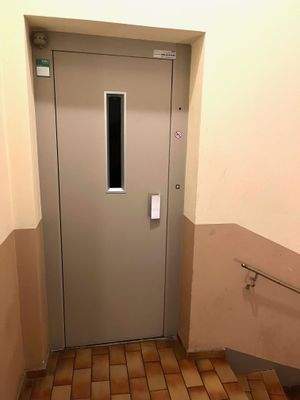 Fahrstuhl.jpg