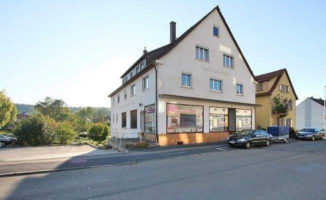 Straßenansicht, Haus Nr. 14 mit Haus Nr. 12