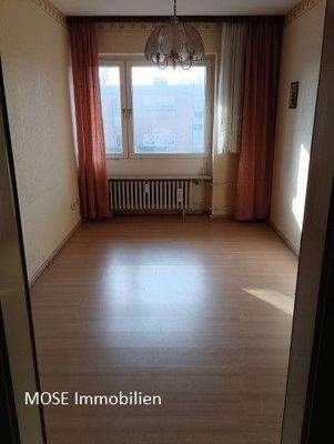 Arbeits- oder KInderzimmer.jpg