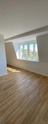 Wohn- u. Küchenbereich_Bild 7.JPG