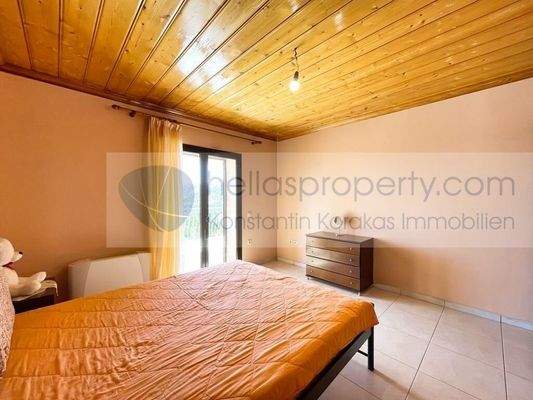 img_b6cc89b9-284f-4988-807f-688e60c7f2c0