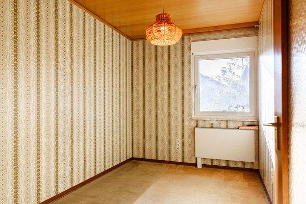 Handwerker-Projekt zur Renovierung (OKAL-Fertighaus mit PV-Anlage)