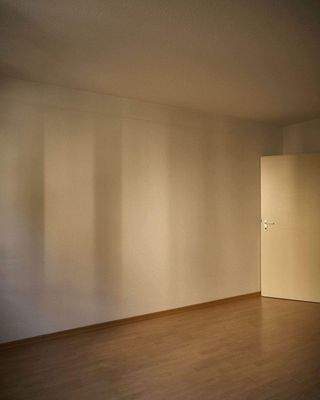 Platz für einen großen Schrank.