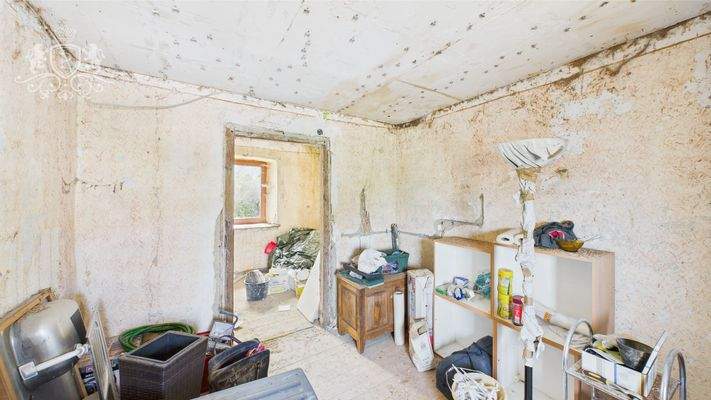 CAM01984G0-PR0469-STILL007