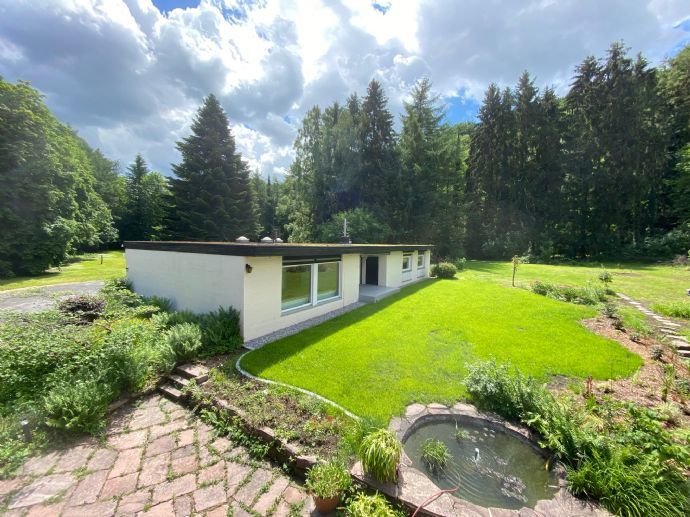 Großzügiger Bungalow, Zentrumsnah auf parkähnlichem Grundstück