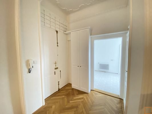 Vorzimmer _ Küche