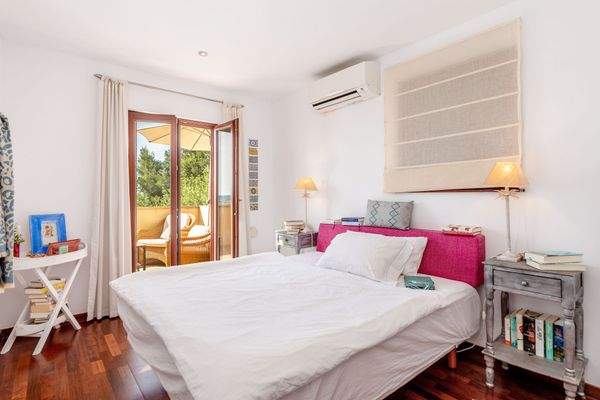 Doppelschlafzimmer mit Terrassenzugang