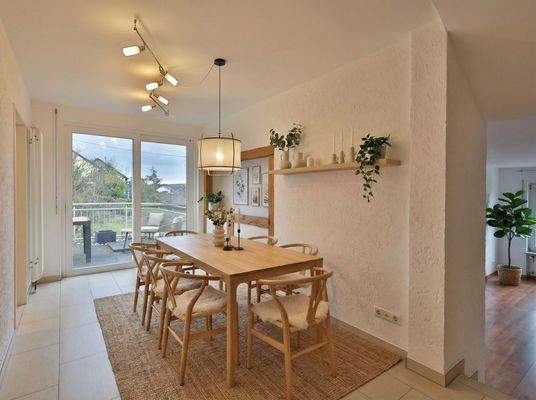 EG: Großzügiger Essbereich (Visualisierung)