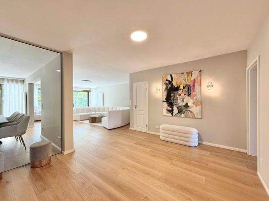 Diele, Wohn-/Esszimmer