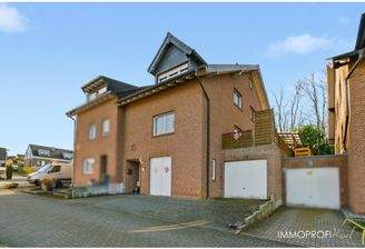 1. Gebäudeansicht.jpg