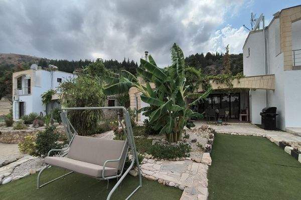 Kreta, Pemonia: Ruhiges und weitläufiges Anwesen zu verkaufen