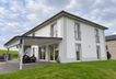 Modernes EFH mit Garten, Terrasse u. Carport